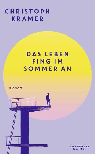 Silhouette eines Jungen auf einem Sprungturm bei Sonnenaufgang.