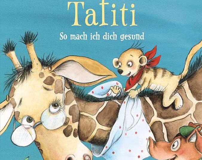 Tafiti und Pinsel geben der Giraffe heiße Stoffwickel