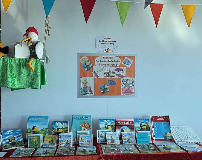 Selbst gestaltetes Plakat zum Kleinen Raben Socke
