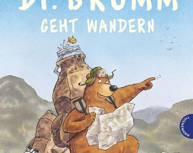 Dr. Brumm und sein Freund Dachs beim Wandern.