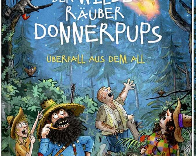 Räuberhauptmann Donnerpups steht mit seinen Räubern im Wald als eine Sternschnuppe zu Boden fällt.