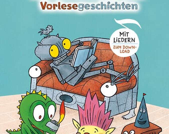 Ritter Rost liegt mit einem Buch auf seinem Sofa.