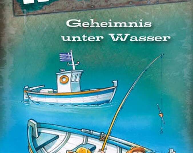 Kwiatkowski mit Marie in einem kleinen Ruderboot auf dem Meer.